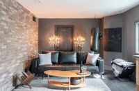 Unique & Chic Apartment with Spectacular Outside Living Room