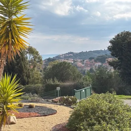 Newly renovated apartment 10 minutes from Collioure market. Ideal for families.