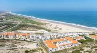 Luxury Penthouse Eva 180 Degree Oceanview, Praia d'El Rey Silvercoast, Amoreira Hotels in Amoreira