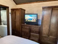 Tiny House - Farm Charm 查塔姆縣酒店