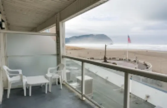 Promenade Inn & Suites Oceanfront
