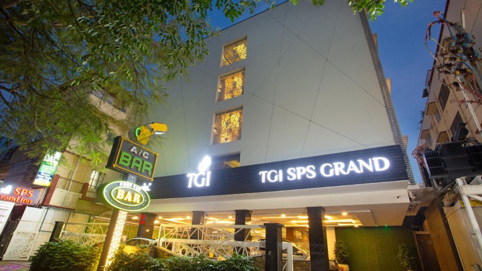 Tgi Sps Grand
