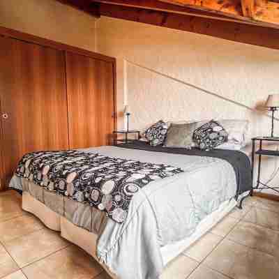 RentUp- Duplex Luminoso a Pasos del Centro Civico Rooms