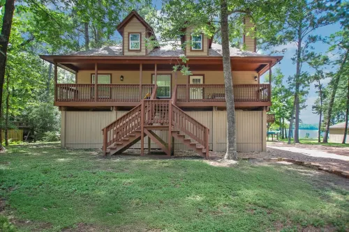 New Listing - Cape Royale Tree House w/ Fire Pit – Direct Lake Access