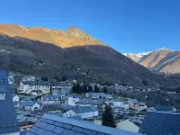 Ideal for skiers and spa guests (5-minute walk from the spa and gondola)