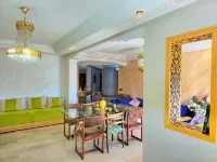 Spacious family friendly 3 bedroom apartment near the train station Các khách sạn ở 