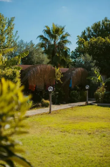 拖庫阿扎簡易別墅