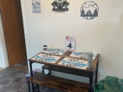 Lakeside Dune Getaway-direct dune access and the lake is just two blocks away! レイクサイドのホテル