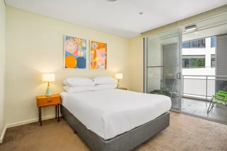 Studio apartment in Rushcutter's Bay with Patio Отели в г. Rushcutters Bay