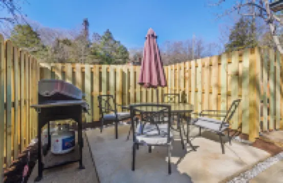 Secluded Tiny Home in Exclusive Paris Mountain!