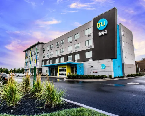 Tru by Hilton Bowling Green Hotels in Warren County