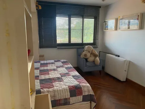 High standard house near the beach. A large chalet in an APA.