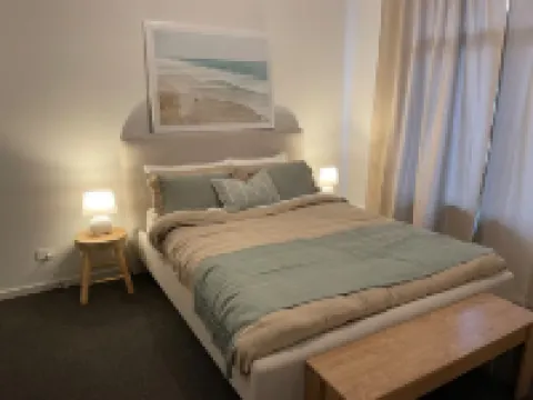 Seaside Daisy 3 Bedrooms 6 Beds