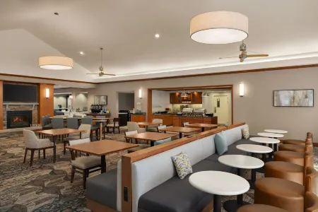 Homewood Suites by Hilton Allentown-Bethlehem Airport