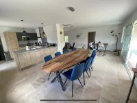 8-BED 4-BED HOUSE IN THE ALPILLES 10 MIN FROM ARLES 15 MIN FROM SAINT REMY