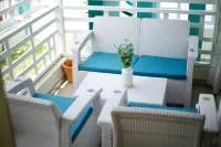 Charming 3-bedroom house with AC and WiFi in lovely Baní Hotels in Bani