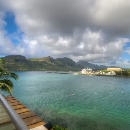 PRIVATE Ocean Front Cottage Over Looking Beautiful Kalapaki Bay