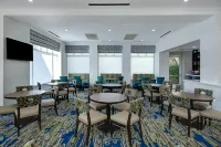 Hilton Garden Inn Detroit Metro Airport - Desayuno