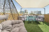 Suite on the Water + Sailing