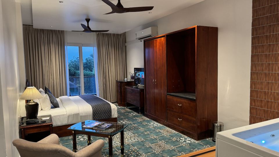Madras Chronicle Bay Resort & Spa