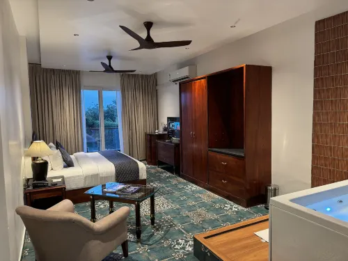 Madras Chronicle Bay Resort & Spa