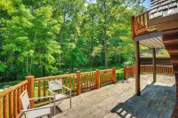 Family Home w/ Indoor Pool ~ 2 Mi to Elkhart Lake! - 3-Star