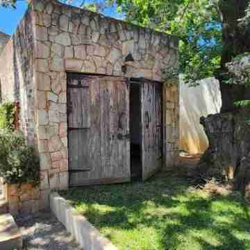 Stylish Secure House in Upmarket Parktown North Hotel Exterior