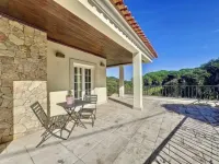 Ideal vacation home for families. 5 minutes from the wonderful Arrábida beaches