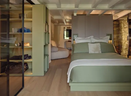 Chalet EXCLUSIVE use, ski in ski out, in the Matterhorn Ski Paradise area