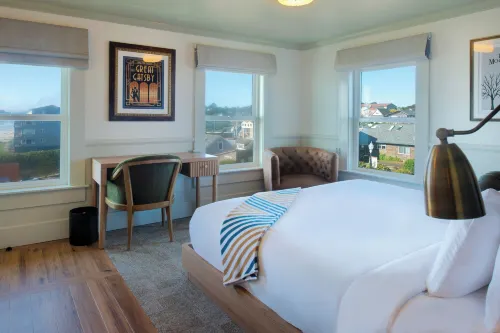 Sylvia Beach Hotel