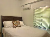 Pedros Heights: Charming 2-bedroom villa with AC and WiFi in serene Adacao