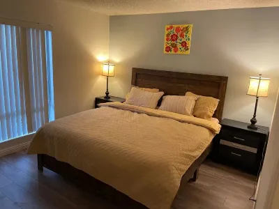 2b1b independence enter Hotels near Hacienda Heights Library