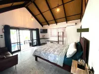 Manta-Ray Beach Unit 2