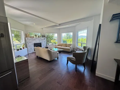 Valley View Estate Hotels in Central Saanich