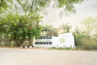 Queens Chateau Boutique Villa