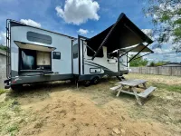 Glamping Oasis: Adventure Haven