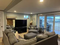 Charming Cottage Steps from Private Beach – Water Views & Little Neck Charm