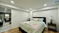 Spacious and Luxurious 2BR Suite with Huge Windows