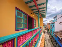 Hotel Chromatic Hotels in Guatape