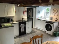 18th century cottage 2 minutes walk to pubs, shops, restaurants and play park Hotel a Northleach