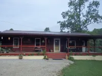 Climb On Inn-RRG- 3BD & 2BA - Outdoor Adventure Paradise- Pet Friendly -Cozy Hotels in Wolfe County