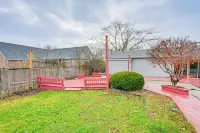 Pet-Friendly Flushing Getaway Near Downtown - 3-Star