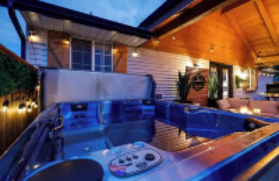 2Br Retreat Near Zion•Bryce•Wave: Hot Tub + Views!