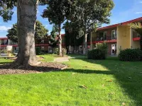 Garden Inn & Suites Oakland Airport Hotels near Oakland San Francisco Bay Airport