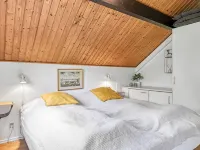 "Hilla" - 31km from the Sea Hotels in Arrild