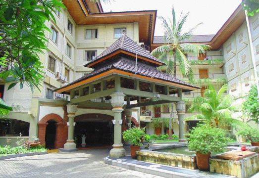 Club Bali Suites@ Legian Beach Hotel Overview