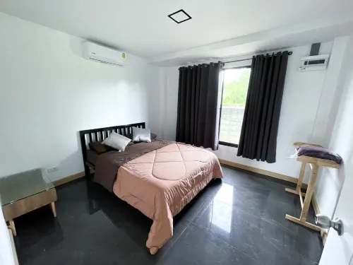 Tara Life Hotels in Pak Tho District