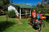 Quail Cottage - Quaint, Cosy, Peaceful and Private