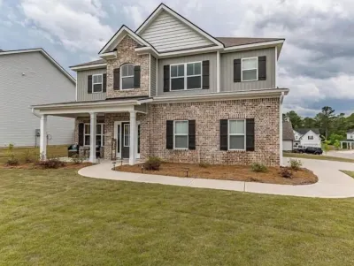 Upscale Luxury 4 Bed 2.5 Bath Near I20, August National & FT. Gordon Hotels near Peach Orchard RV Park & Campground