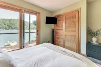 Modern Summit Lake Escape - Spacious Deck w/ View! - Balkoner